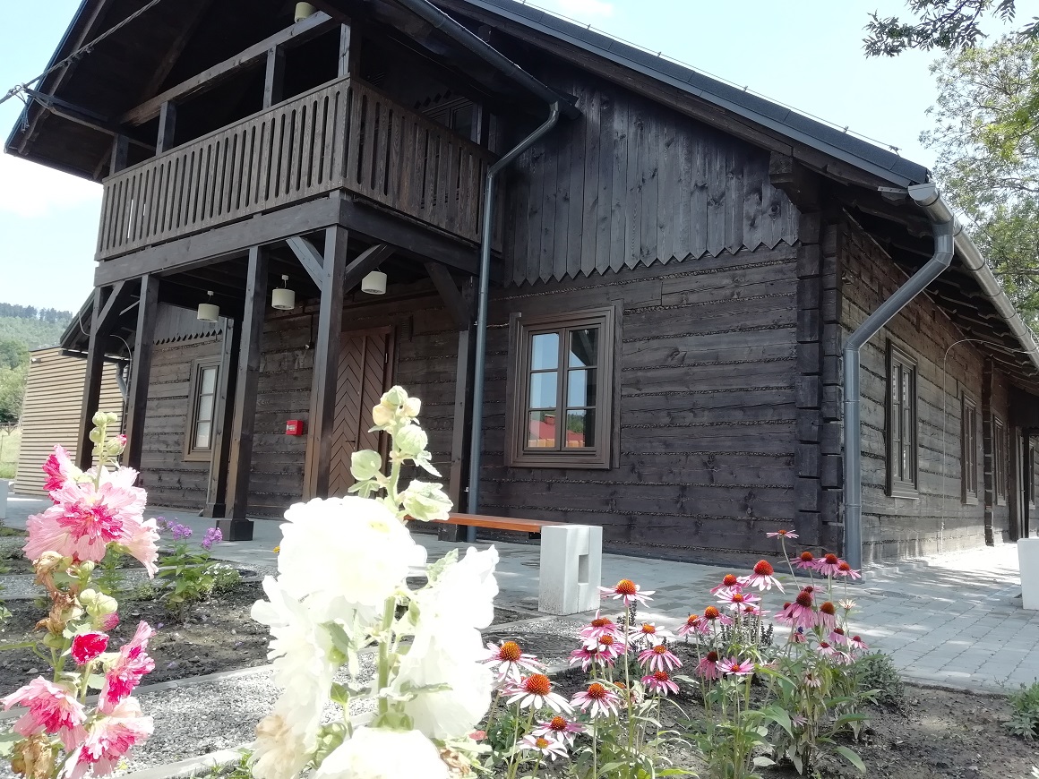 Beskidzki Dom Zielin „Przytulia”